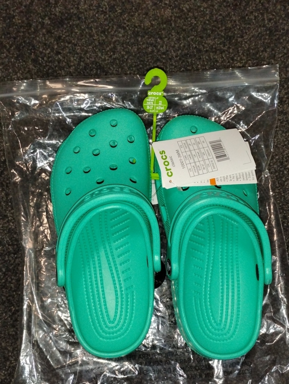 CROCS Kids Classic Clog in Seafoam (Teal)